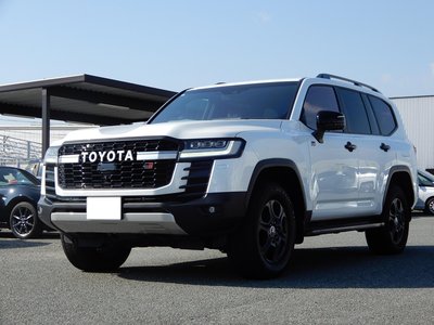 TOYOTA LAND CRUISER 300 - 2