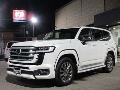 TOYOTA LAND CRUISER 300 - 5