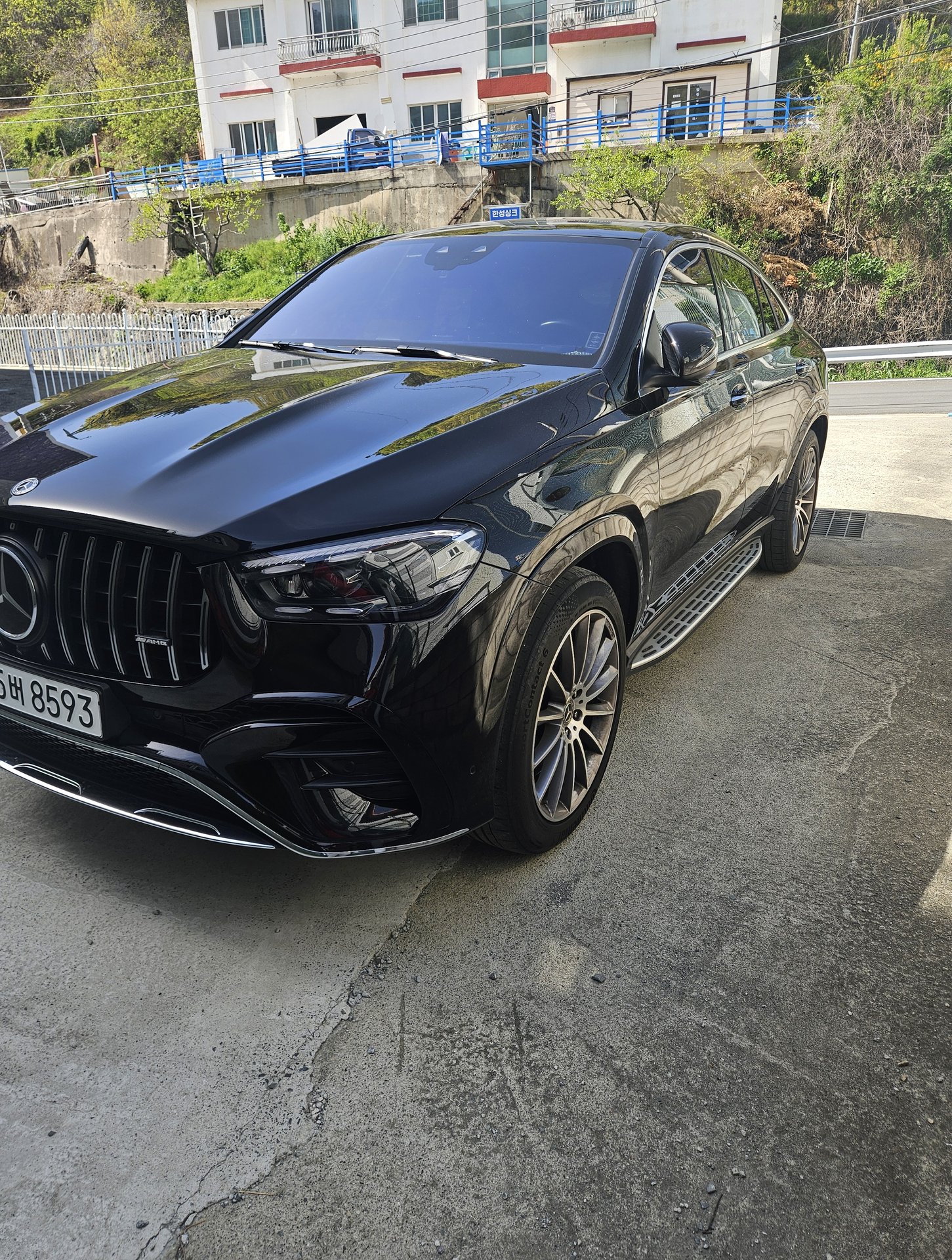 MERCEDES-BENZ GLE-CLASS - View 1