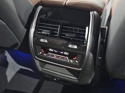 صورة مصغرة 28 لـ 2025 BMW X5