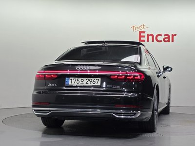 صورة 3 لـ 2021 AUDI A8