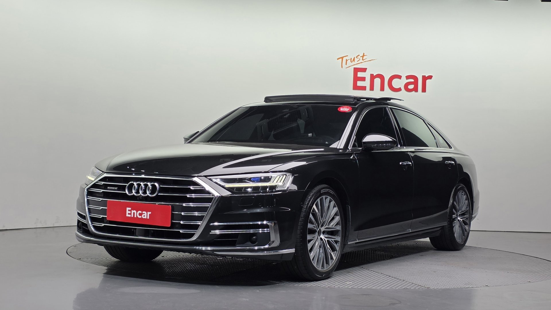 صورة 1 لـ 2021 AUDI A8