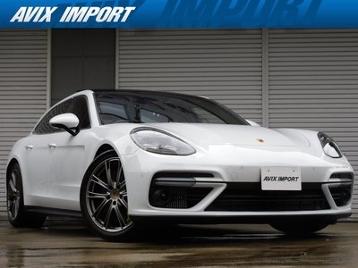 PORSCHE PANAMERA - 1