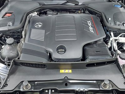 MERCEDES-BENZ GT AMG - 7