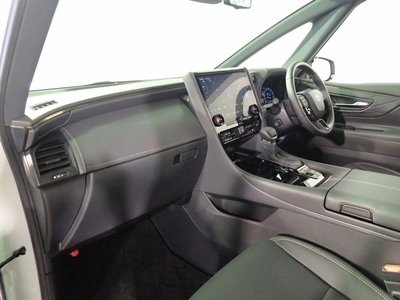 2025 Toyota ALPHARD — миниатюра 25