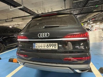 AUDI Q7 - 7