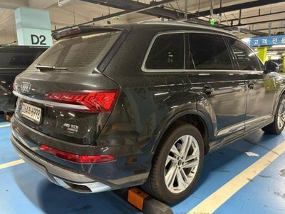 AUDI Q7 - 3