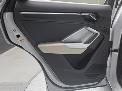 صورة مصغرة 15 لـ 2022 AUDI Q3
