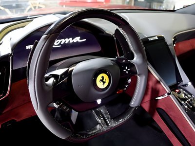 FERRARI ROMA - 4