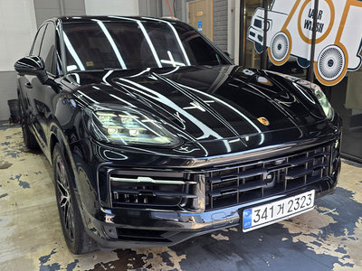 2024 Porsche CAYENNE 照片 2