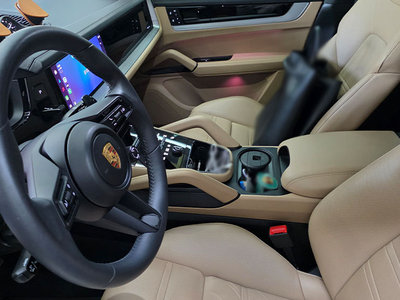 صورة مصغرة 12 لـ 2024 Porsche CAYENNE