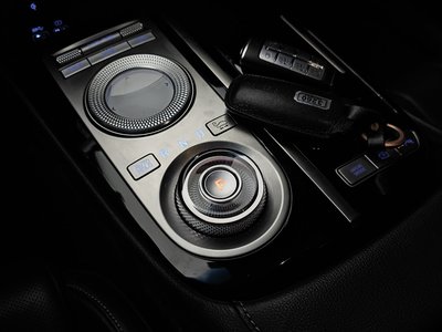 GENESIS G80 (RG3) - 9