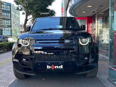 LAND ROVER DEFENDER - 6