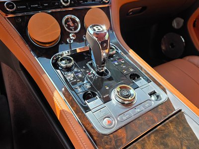 2021 Bentley CONTINENTAL 照片 9