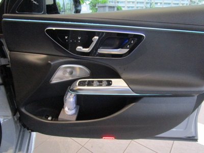 MERCEDES-BENZ E-CLASS - 10