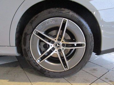 MERCEDES-BENZ E-CLASS - 7