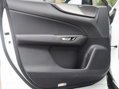 2022 Lexus NX — миниатюра 25