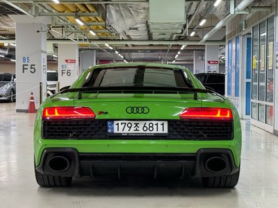 AUDI R8 - 3