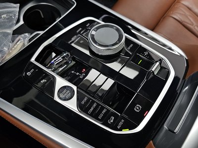 2023 BMW X7 缩略图 12