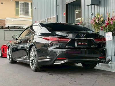 LEXUS LS - 10