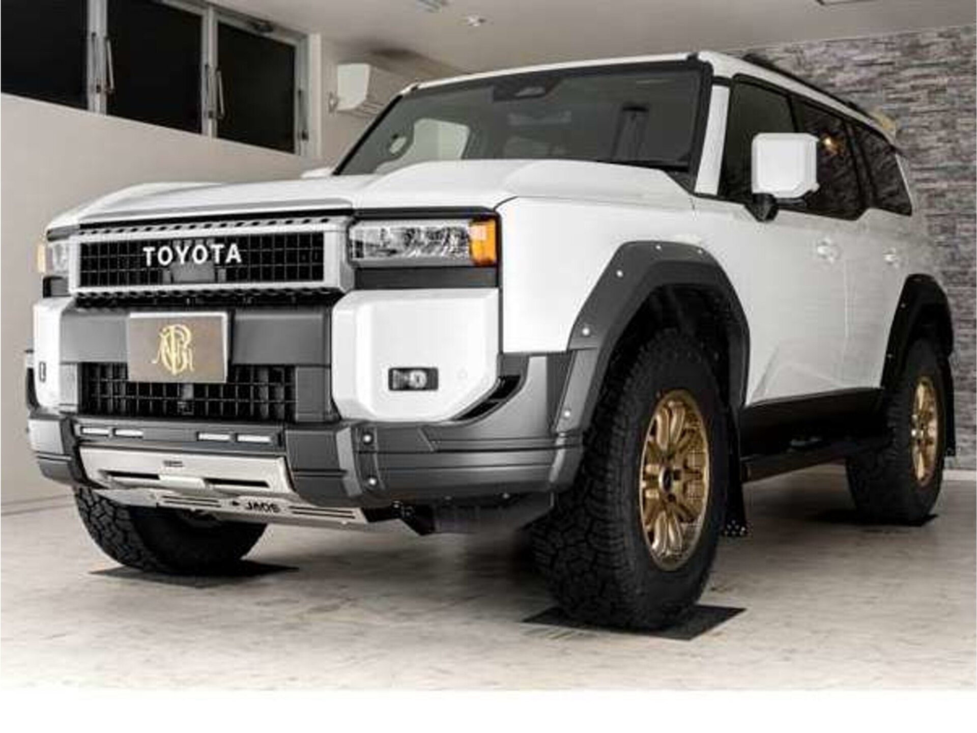 TOYOTA LAND CRUISER 250 - View 1