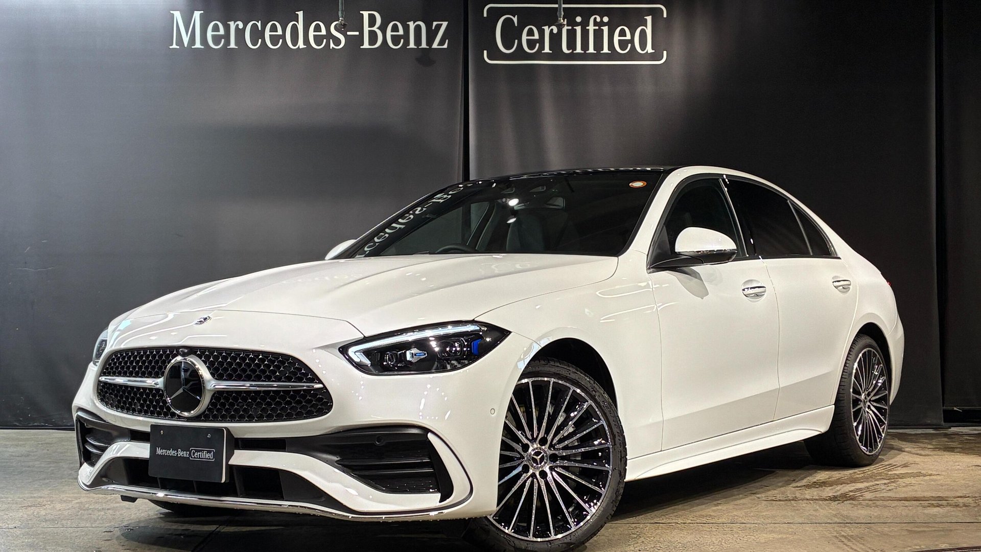 MERCEDES-BENZ C-CLASS - View 1