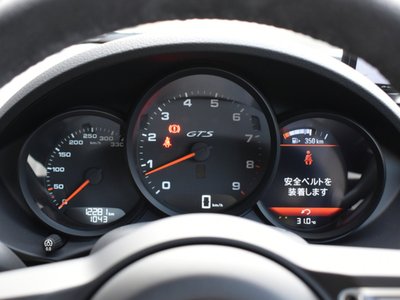 2020 Porsche 718 — миниатюра 12