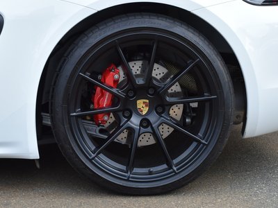 صورة 9 لـ 2020 Porsche 718