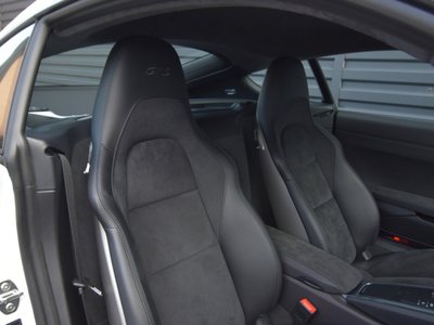 2020 Porsche 718 — миниатюра 24