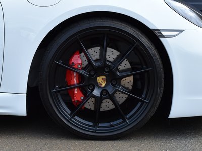 صورة 10 لـ 2020 Porsche 718