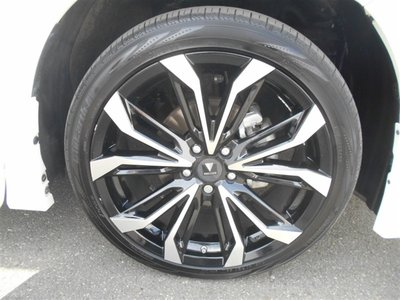 TOYOTA ALPHARD - 9