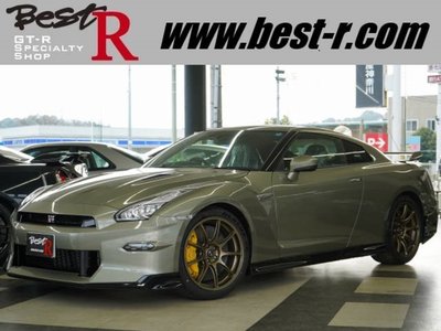 NISSAN GT-R - 1