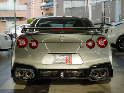 NISSAN GT-R - 10