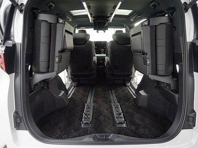 2025 Toyota ALPHARD 缩略图 32