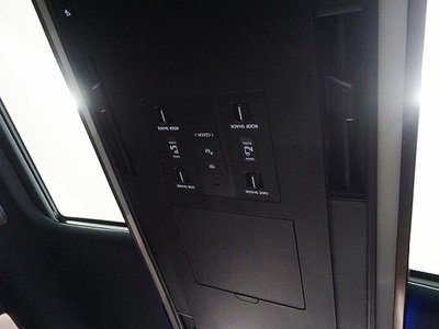 2025 Toyota ALPHARD 缩略图 39