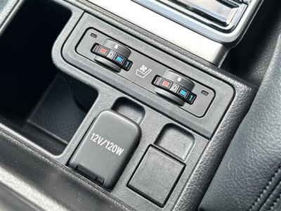 TOYOTA LAND CRUISER PRADO - 9