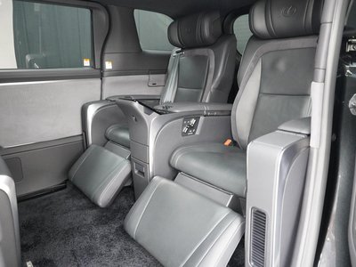 صورة مصغرة 13 لـ 2023 Lexus LM
