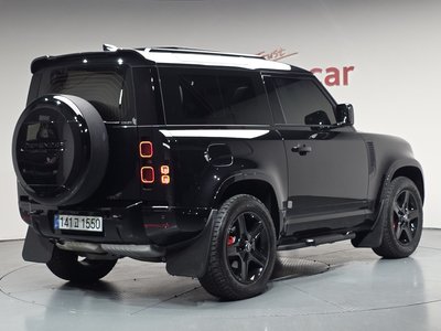 LAND ROVER DEFENDER - 2