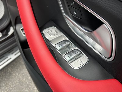 2026 Mercedes-BENZ GLE — миниатюра 16