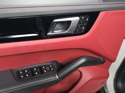 2023 Porsche CAYENNE — миниатюра 29