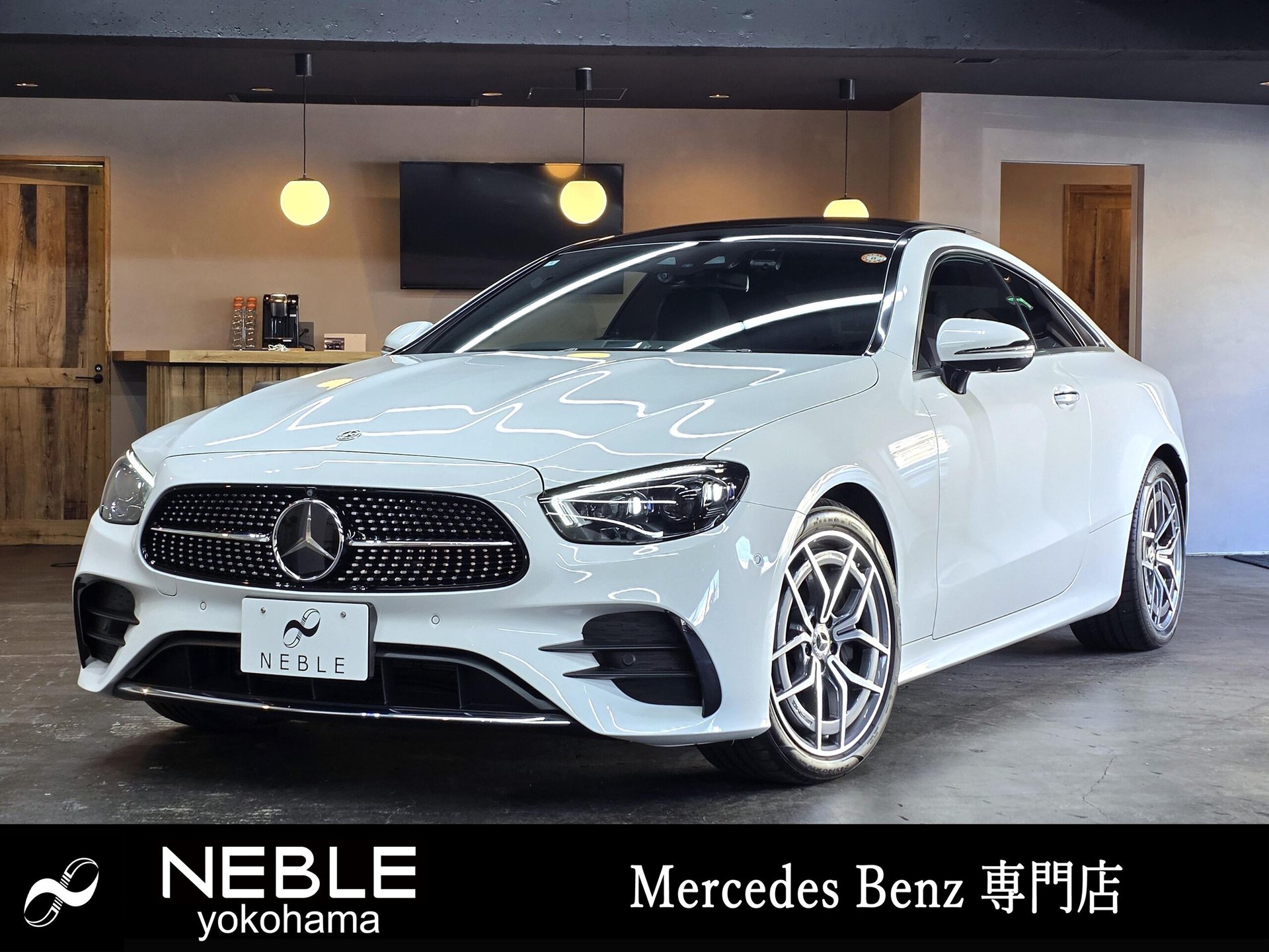 MERCEDES-BENZ E-CLASS - View 1