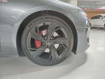 2025 AUDI A6 E-TRON 照片 8