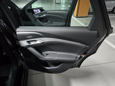 2025 AUDI A6 E-TRON — миниатюра 13