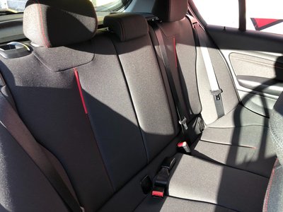 2011 BMW 1 SERIES 缩略图 28