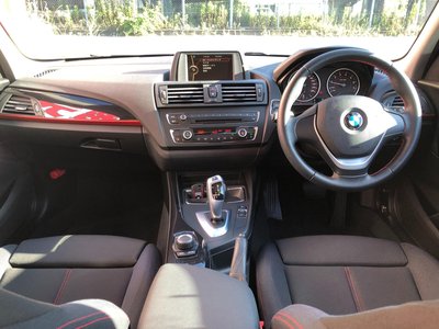 2011 BMW 1 SERIES 照片 6
