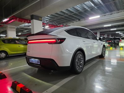صورة 3 لـ 2026 Tesla MODEL Y