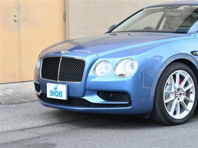 BENTLEY FLYING SPUR - 8