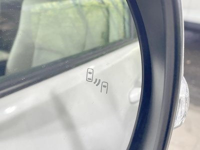 TOYOTA LAND CRUISER PRADO - 8