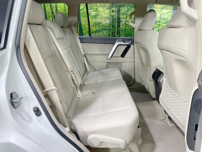 TOYOTA LAND CRUISER PRADO - 10