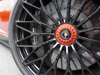 2016 Lamborghini AVENTADOR — миниатюра 42